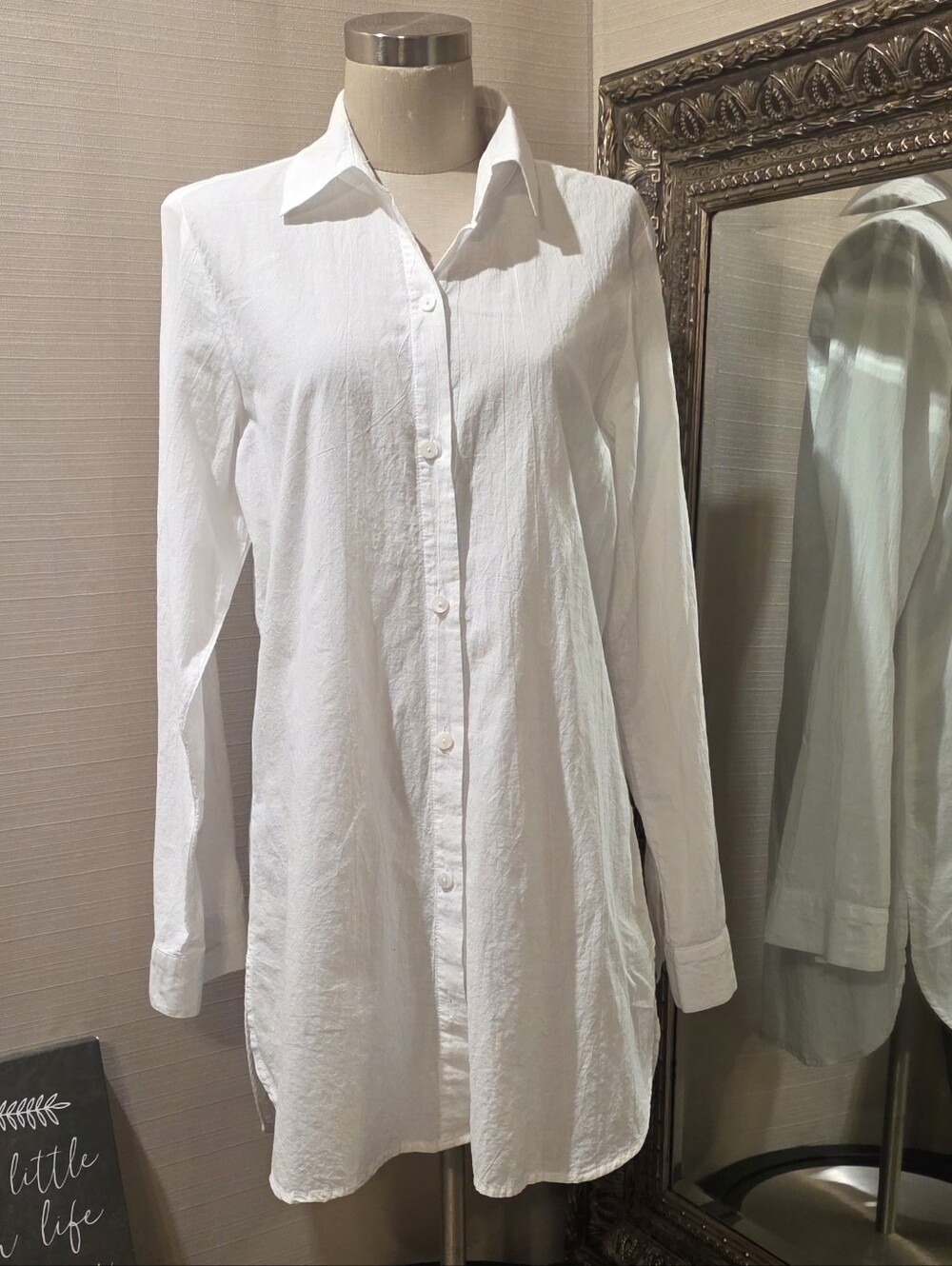 Tommy Bahama • Shoreline Cotton Boyfriend Shirt, White, Sz. Med. EUC.